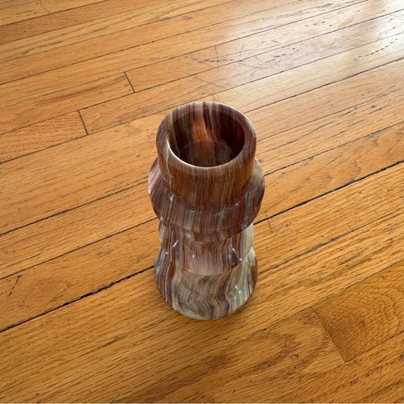 Marble Swirl Candle Holder - Picture 3 of 3